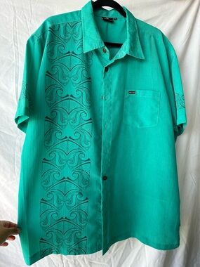 Men's Teal Short-Sleeve Button-Down Shirt with Tribal Print